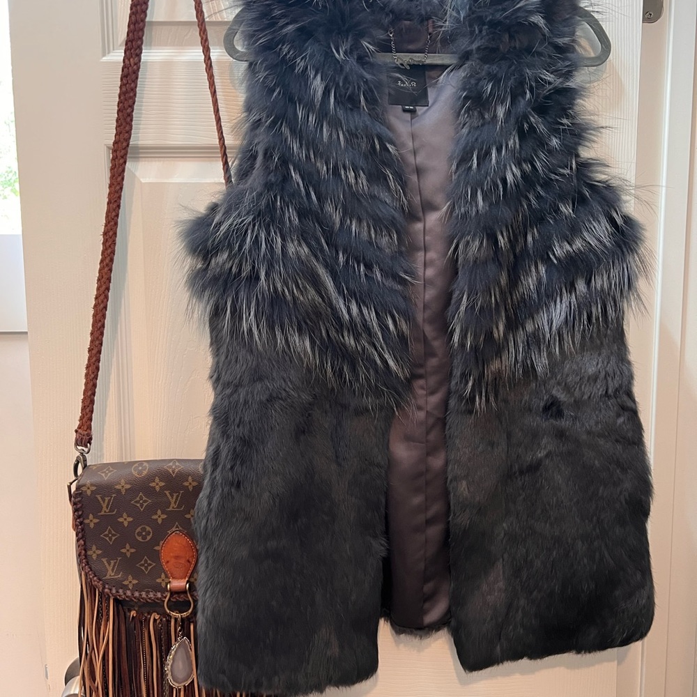Songzio blue tinted fur vest (L)